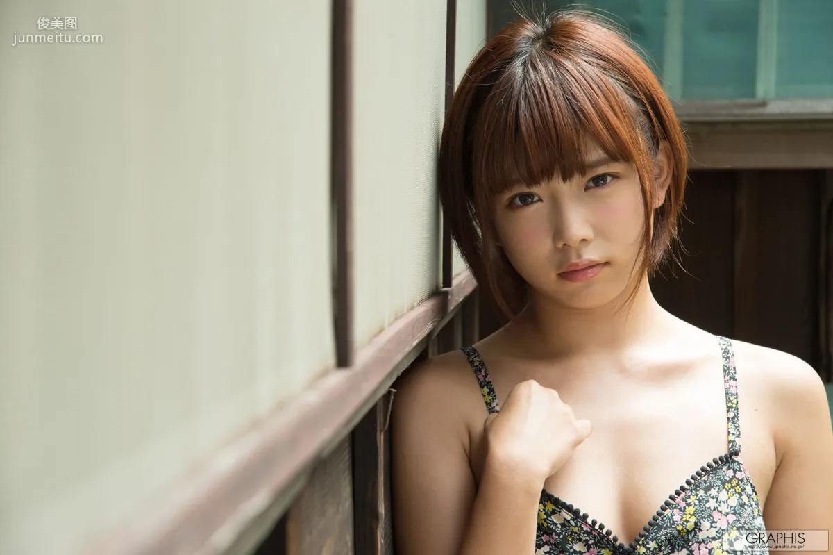 紗倉まな《Summernude》 [Graphis] Gals 写真集9