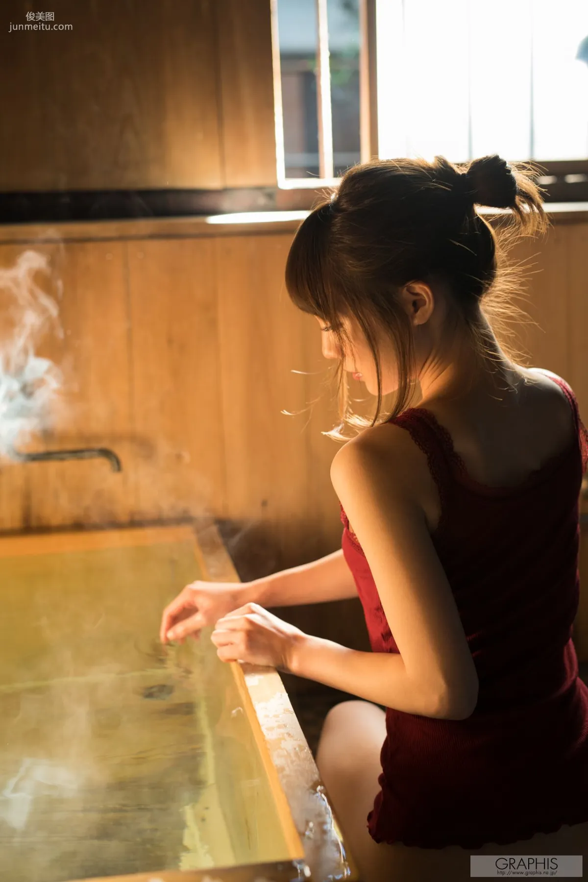 鈴村あいり『Certain Existence』 [Graphis] Gals 写真集12