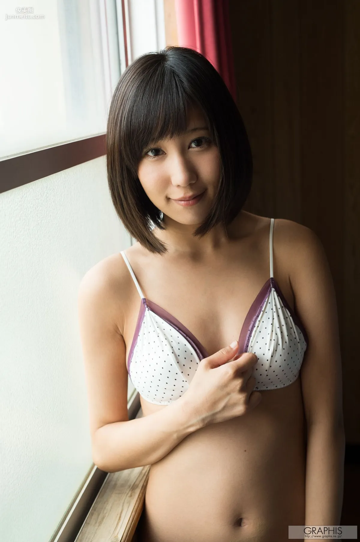 湊莉久《Winter Special Gallery》 [Graphis] 写真集7