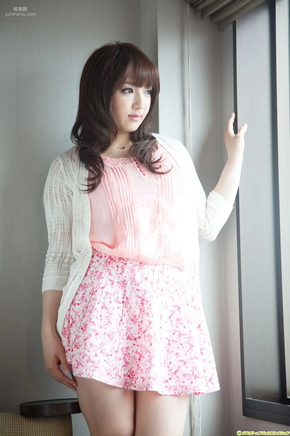 神咲詩織《肉感たっぷり！Gカップむっちりボディ》写真集 [DGC] NO.1075 27