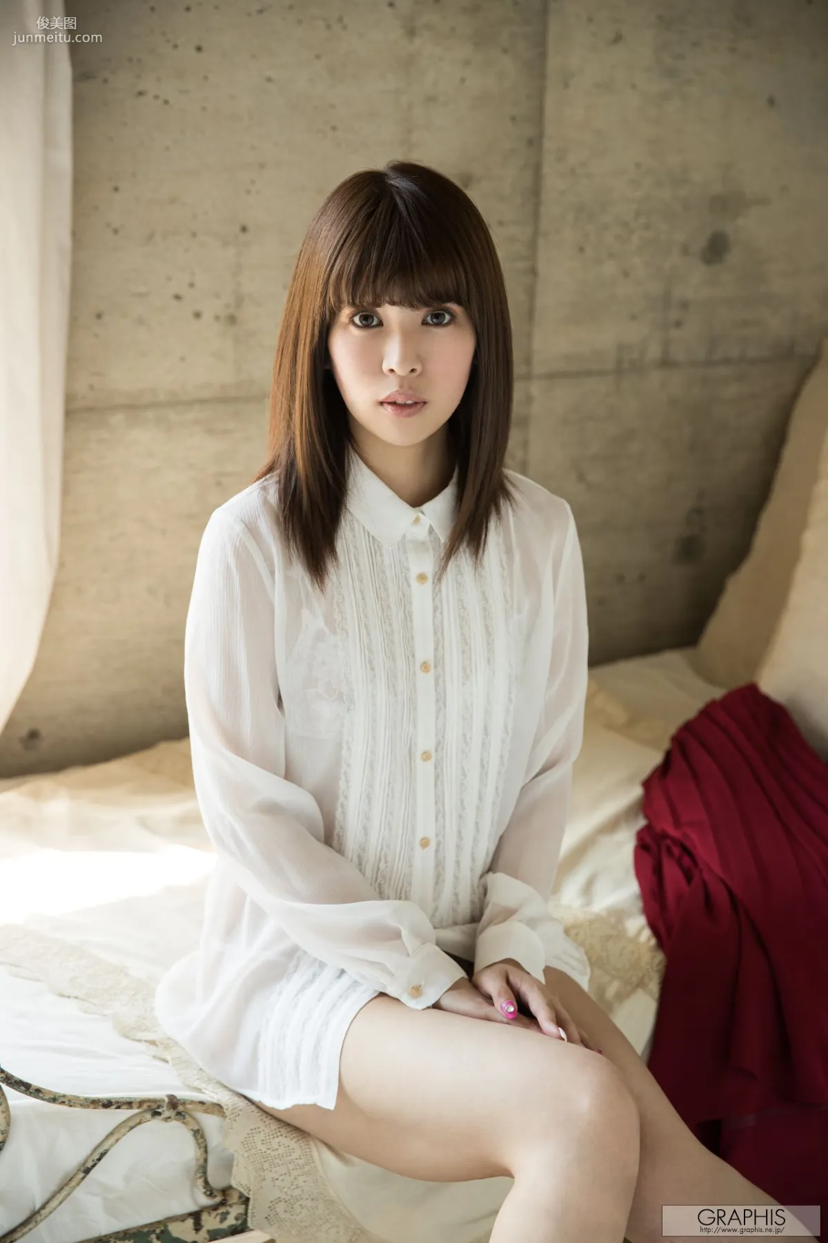 ANRI《Happy-Go-Lucky》 [Graphis] GW SPECIAL 寫真集 32