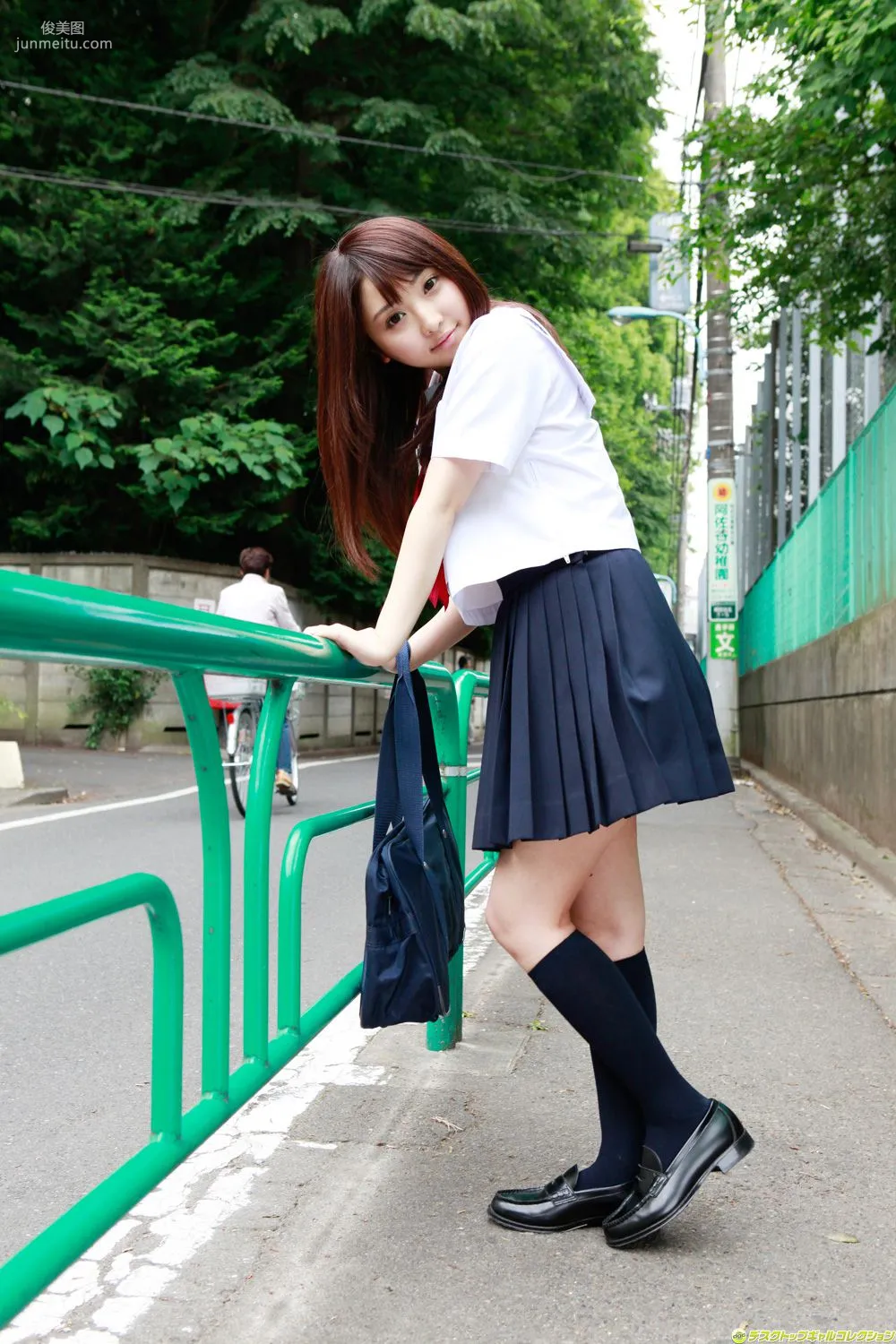Yoshiko Suenaga, Uniform After School Too? Or Shall We Change into Swimsuits? Photo Set [DGC] NO.1052 photo 10