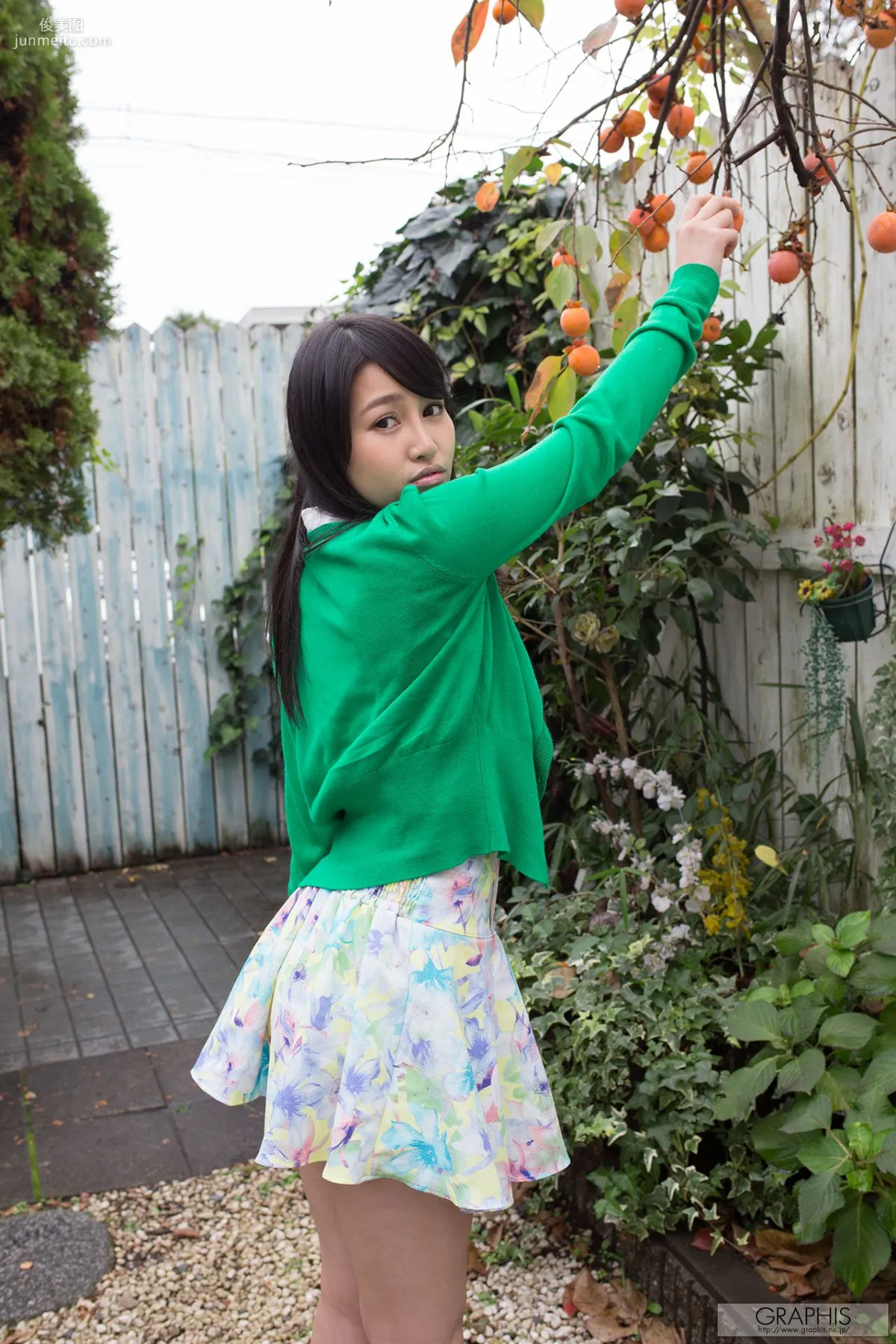 小野寺梨紗 『About Her』 [Graphis] Gals 寫真集 3