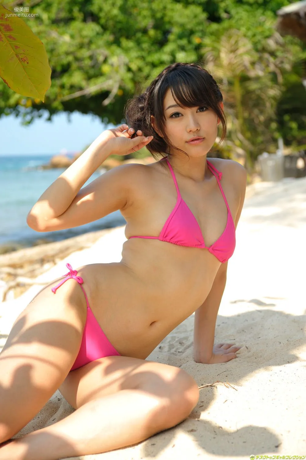 西野翔《ルックス抜群!ビーチで輝く女神のヒップ》寫真集 [DGC] NO.1058 47