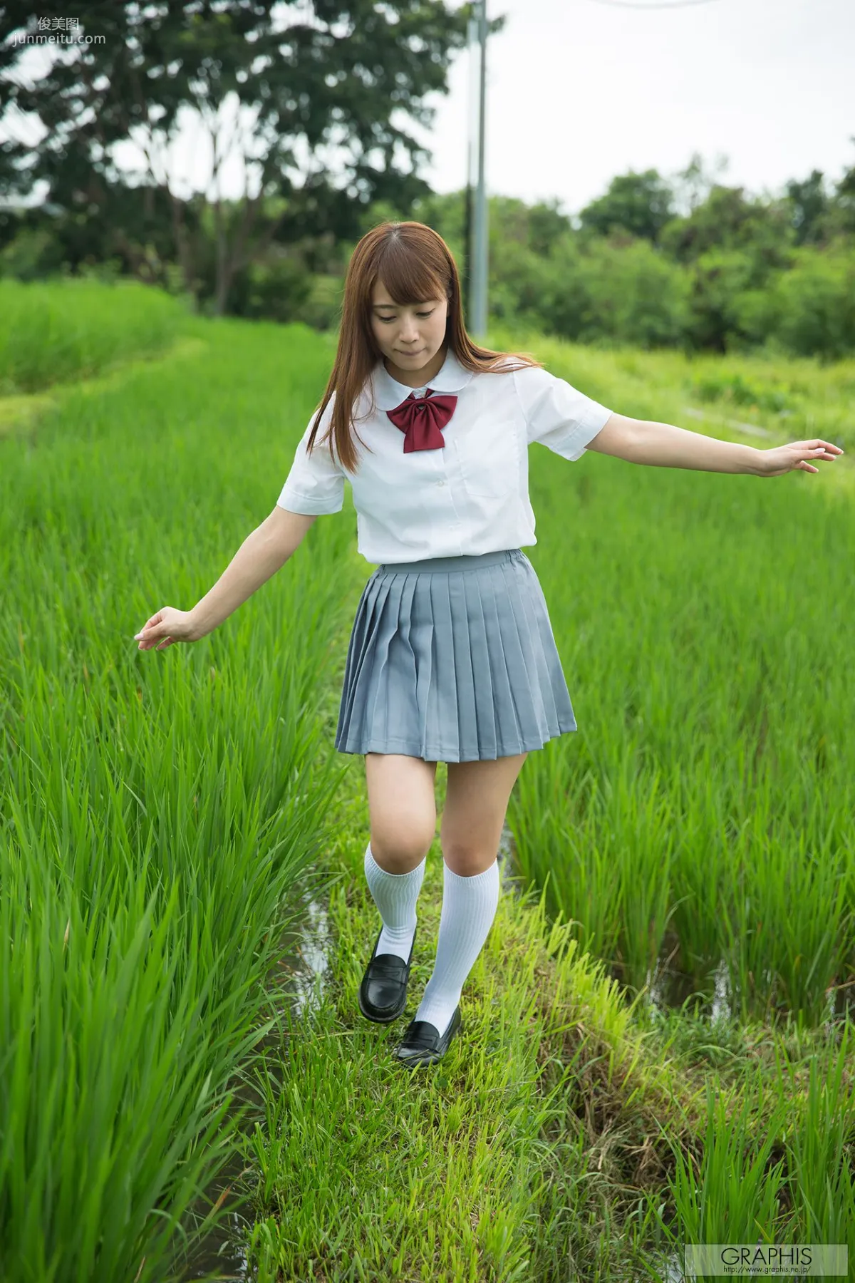 初川みなみ《Ladylike, cute girl!》 [Graphis] Gals 寫真集 24