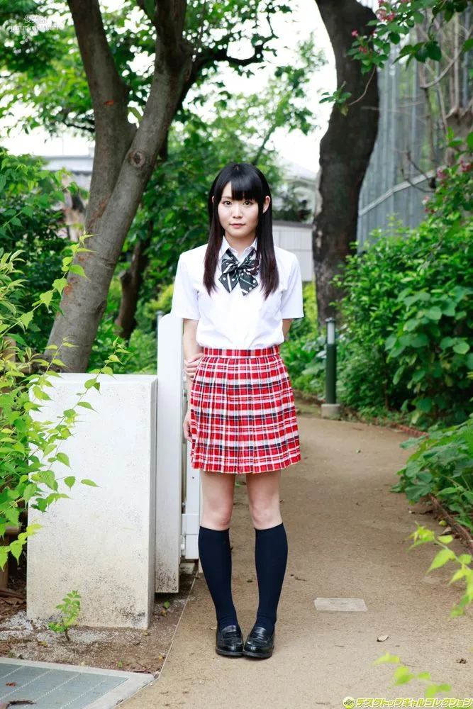 Sayaka Otonashi "An Immature Body of a Loli-Faced Beauty Who Looks Good in Uniform" Photo Set [DGC] NO.1046 photo 26