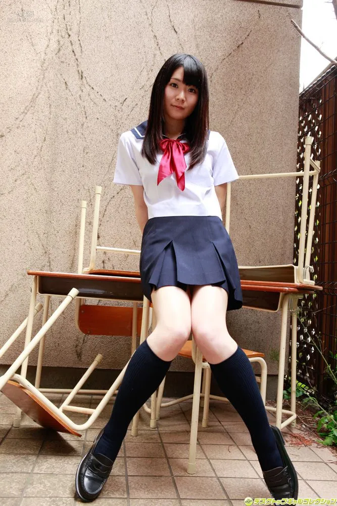 Sayaka Otonashi "An Immature Body of a Loli-Faced Beauty Who Looks Good in Uniform" Photo Set [DGC] NO.1046 photo 15