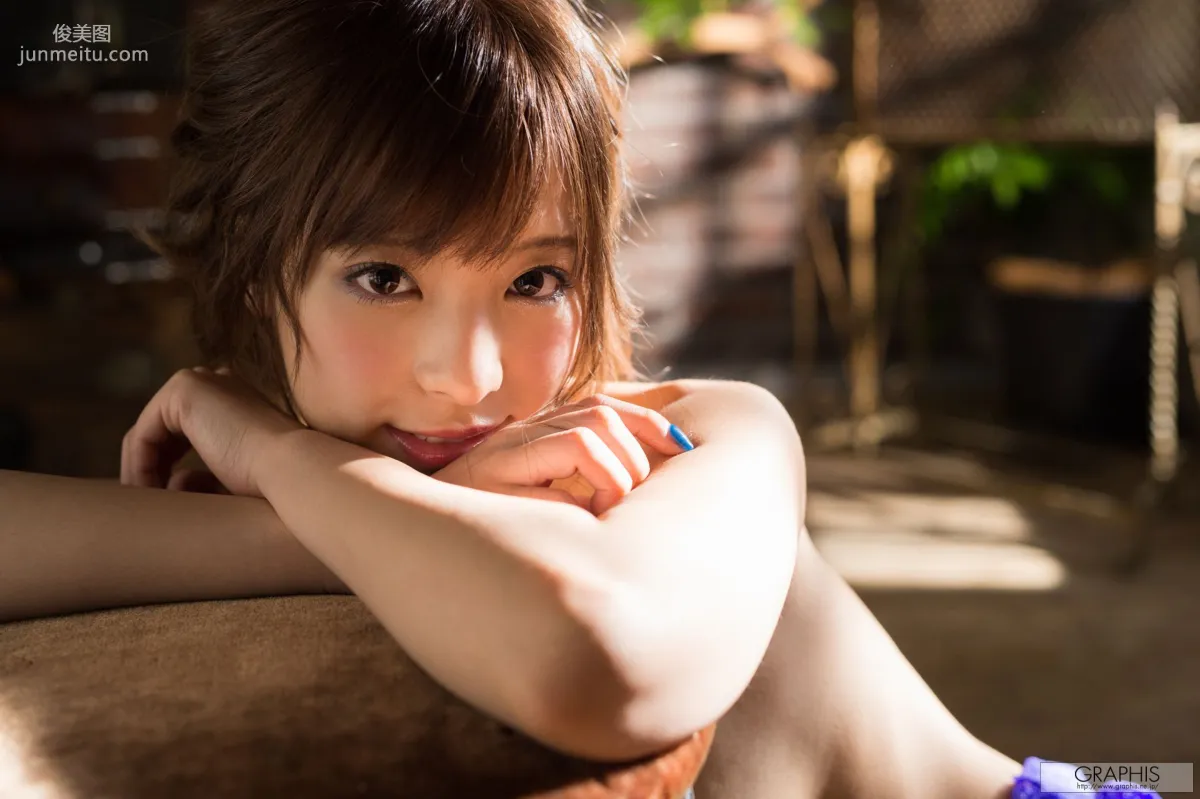 桃乃木かな『Dazzling fruit』 [Graphis] Gals 写真集54