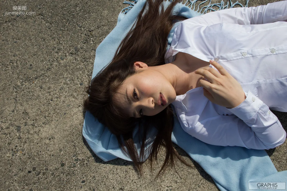 Masami Ichikawa, I'm Here [Graphis] Gals Photo Set photo 9