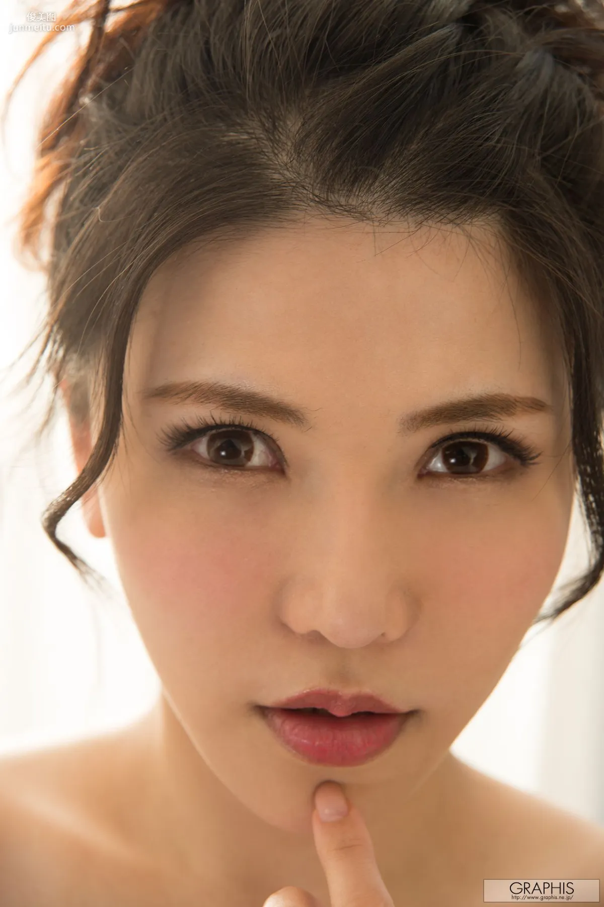 冲田杏梨『Console』 [Graphis] Gals 写真集38