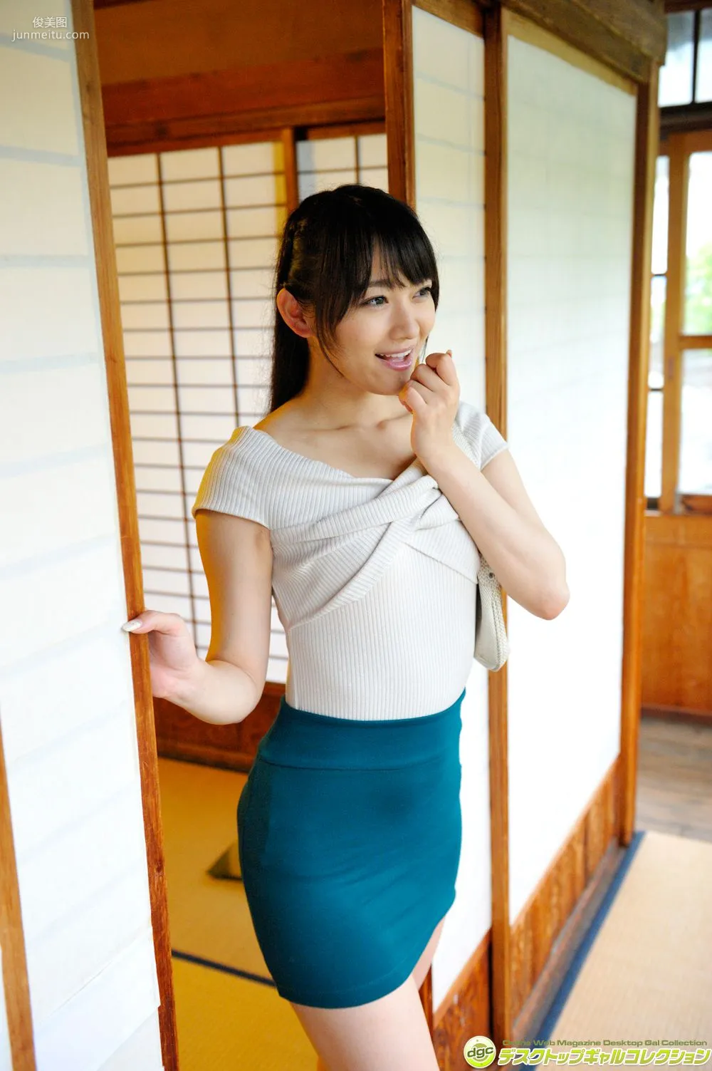 Shou Nishino, Recently, a Veteran Actress Who Often Plays Young Wife Roles! Photo Set [DGC] NO.1189 photo 63