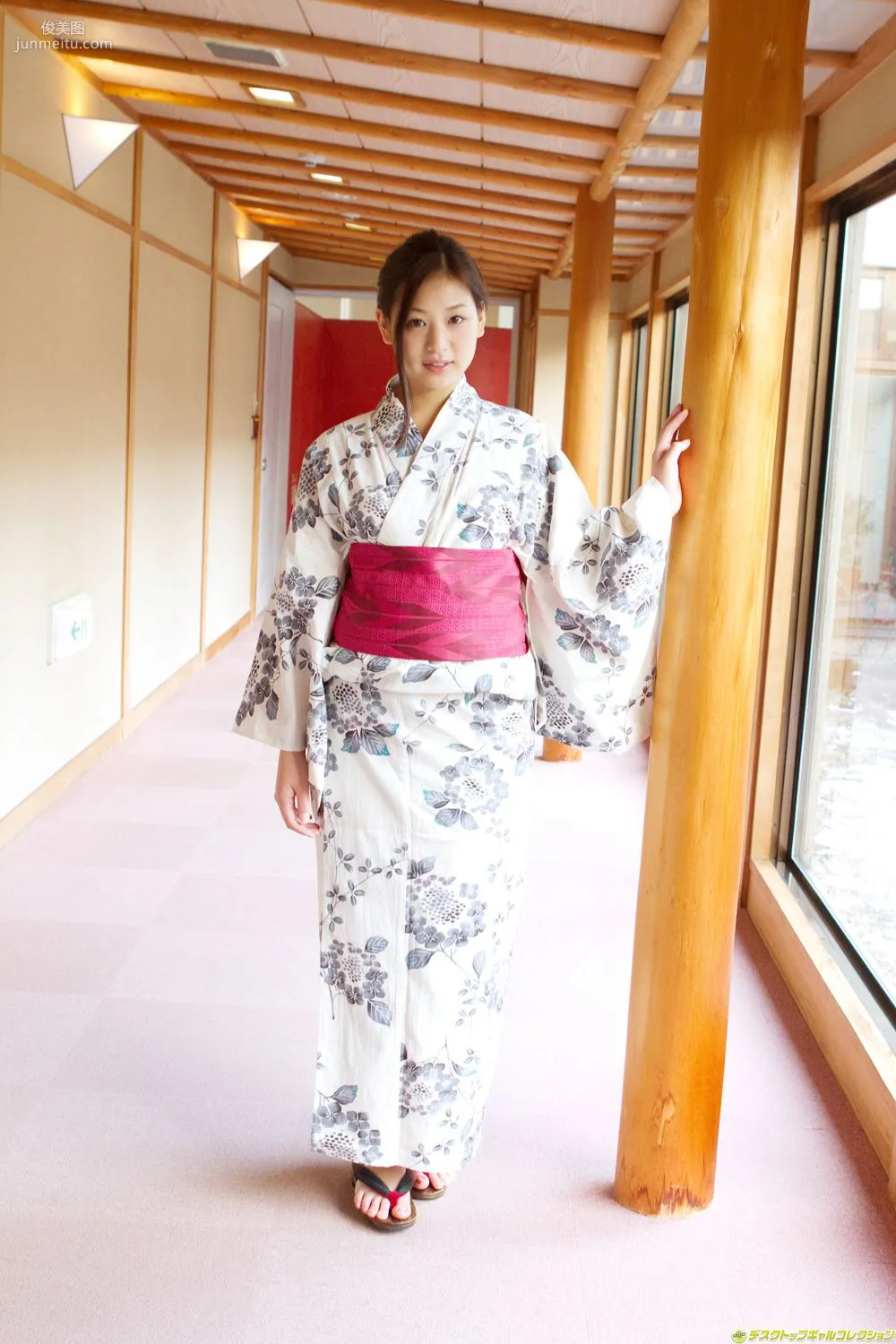Ayaka Sayama, 100% Beautiful Girl! Invincible Bursting Limit Body Photo Set [DGC] NO.1089 photo 1