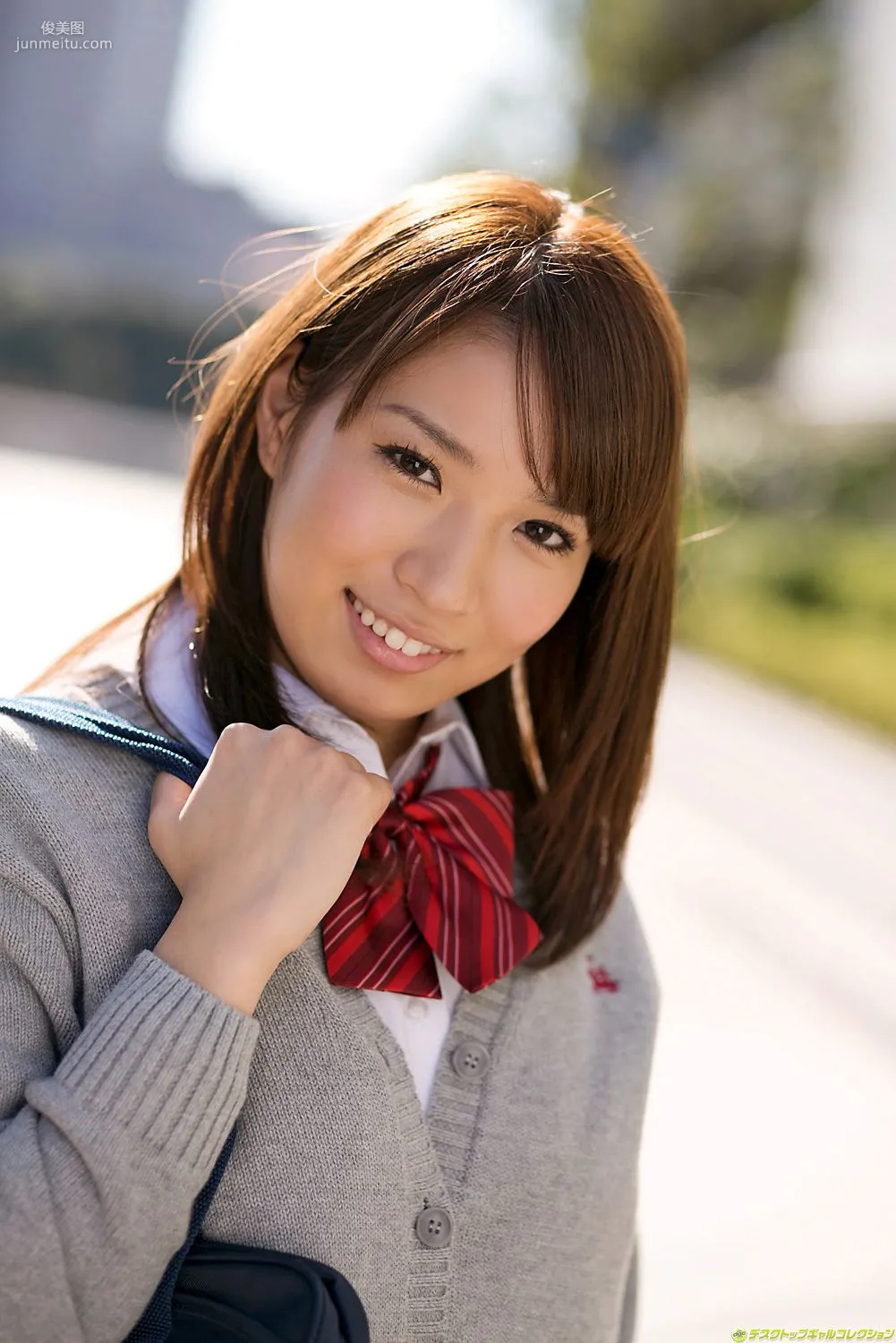 Risa Shiina, The Izakaya Clerk with Too Beautiful Big Breasts Stripped! Photo Set [DGC] NO.1104 photo 1