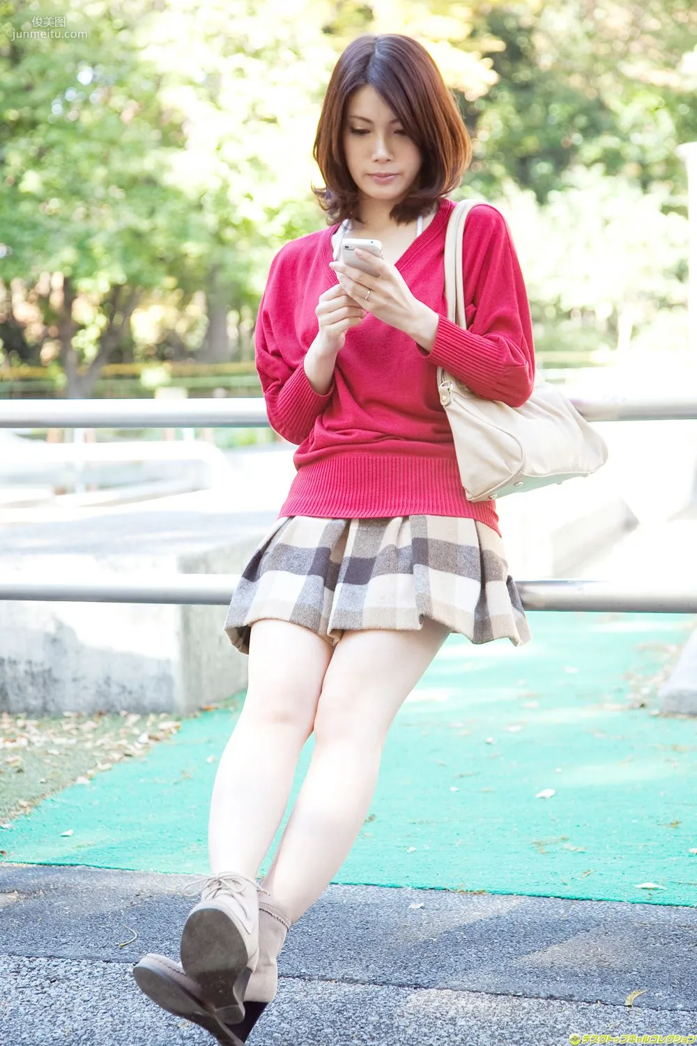 Akemi Horiuchi, A Gorgeous Married Woman Emitting a Thick Erotic Aura Photo Set [DGC] NO.1106 photo 46