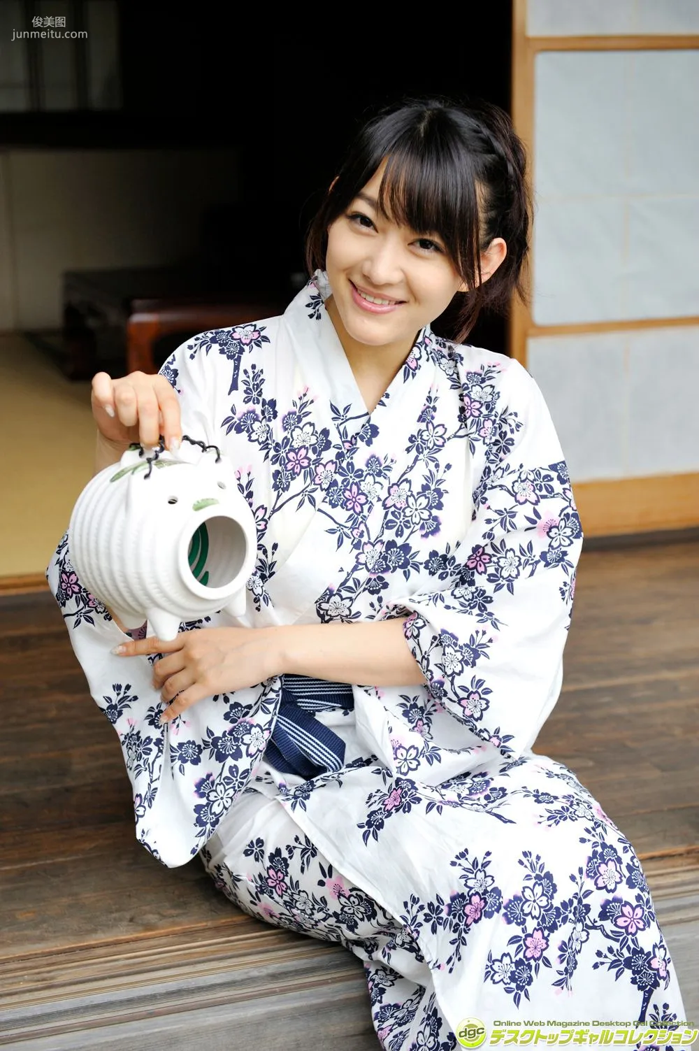 Shou Nishino, Recently, a Veteran Actress Who Often Plays Young Wife Roles! Photo Set [DGC] NO.1189 photo 23