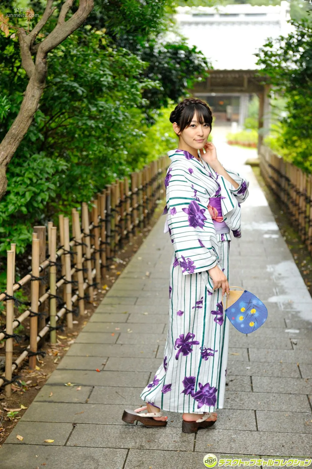 Shou Nishino, Recently, a Veteran Actress Who Often Plays Young Wife Roles! Photo Set [DGC] NO.1189 photo 79