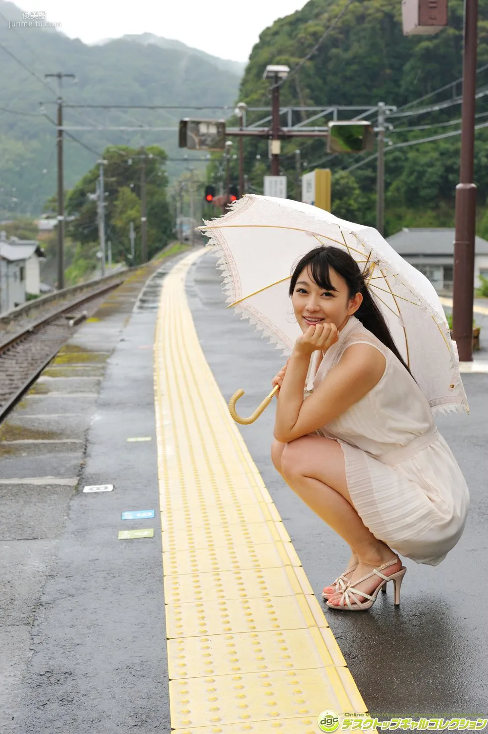 Shou Nishino, Recently, a Veteran Actress Who Often Plays Young Wife Roles! Photo Set [DGC] NO.1189 photo 93