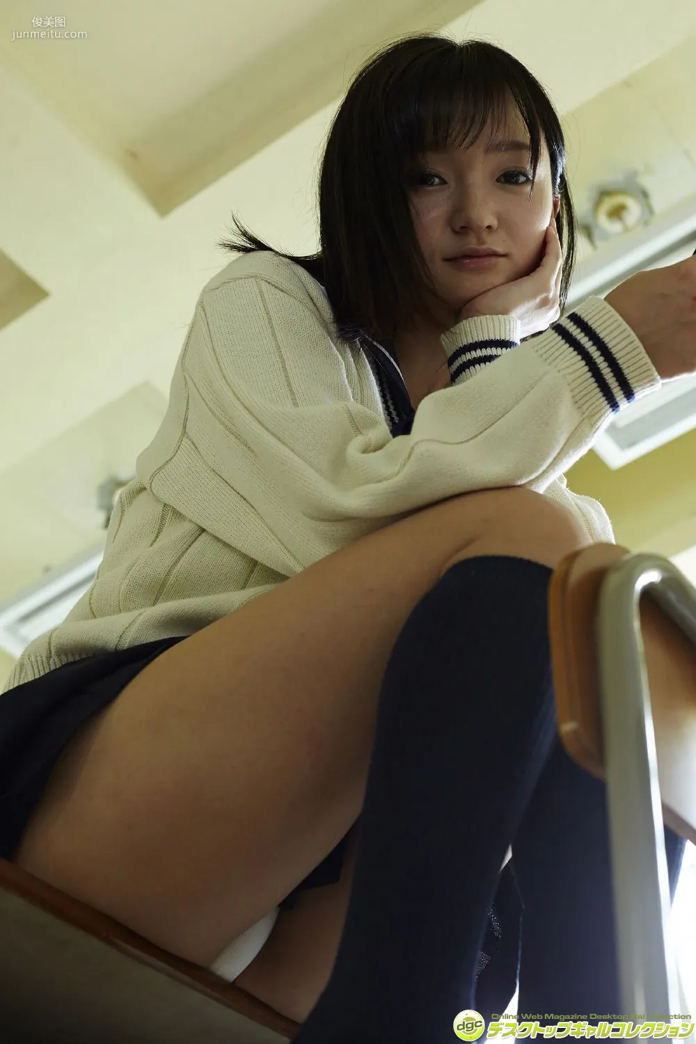 西永彩奈《キュートなロリ顔で人気の清楚系美少女！》寫真集 [DGC] NO.1208 31