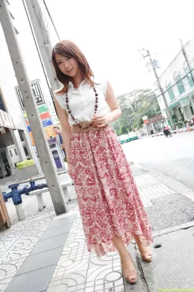 加藤ツバキ/加藤椿《羽目を外した美熟女とホテル密室撮り》寫真集 [DGC] NO.1105