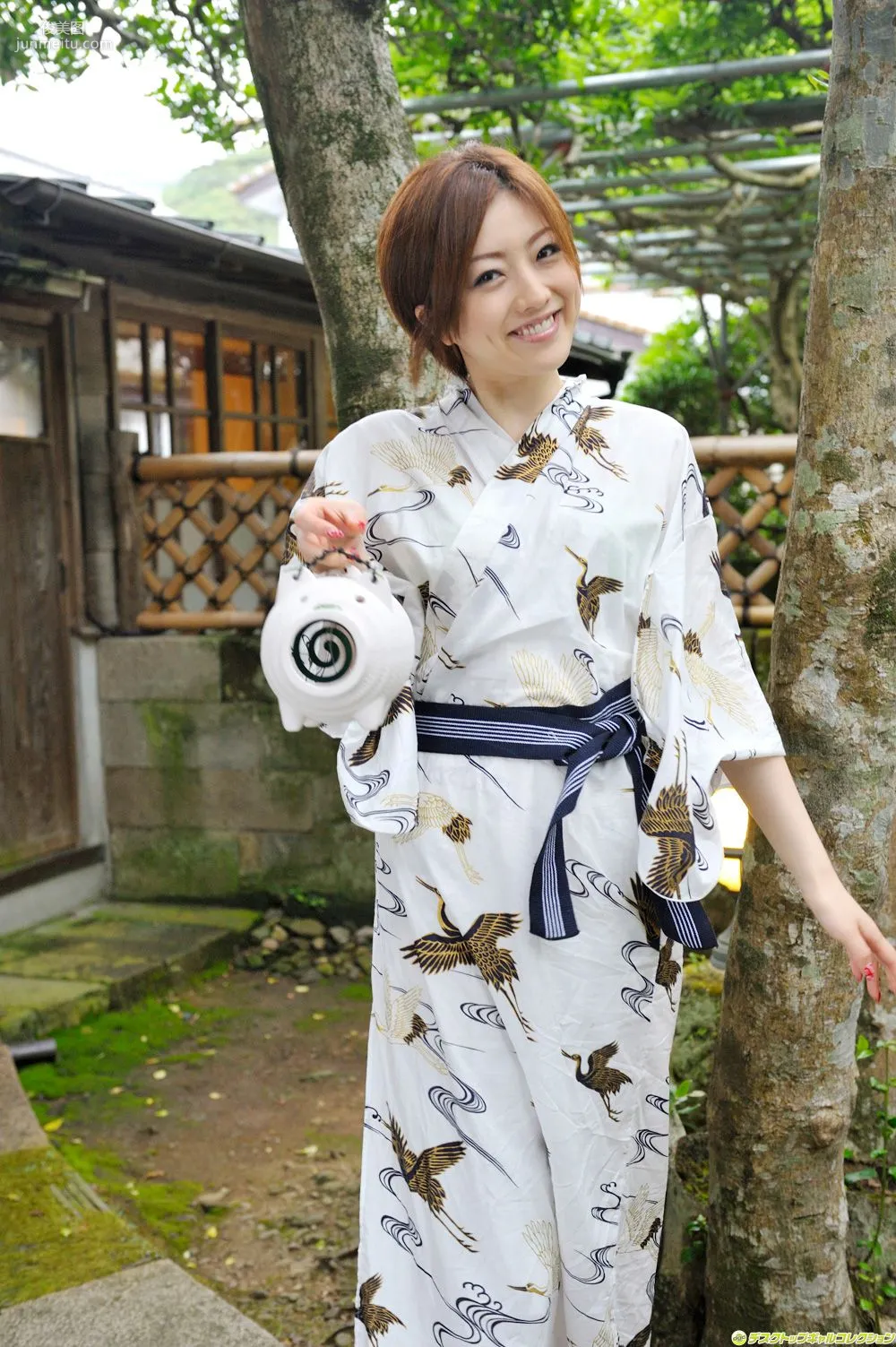Ai Haneda 'I Want to Hold You! The Limbs of a Chaku-Ero Queen!!' Photo Set [DGC] NO.1112 photo 36