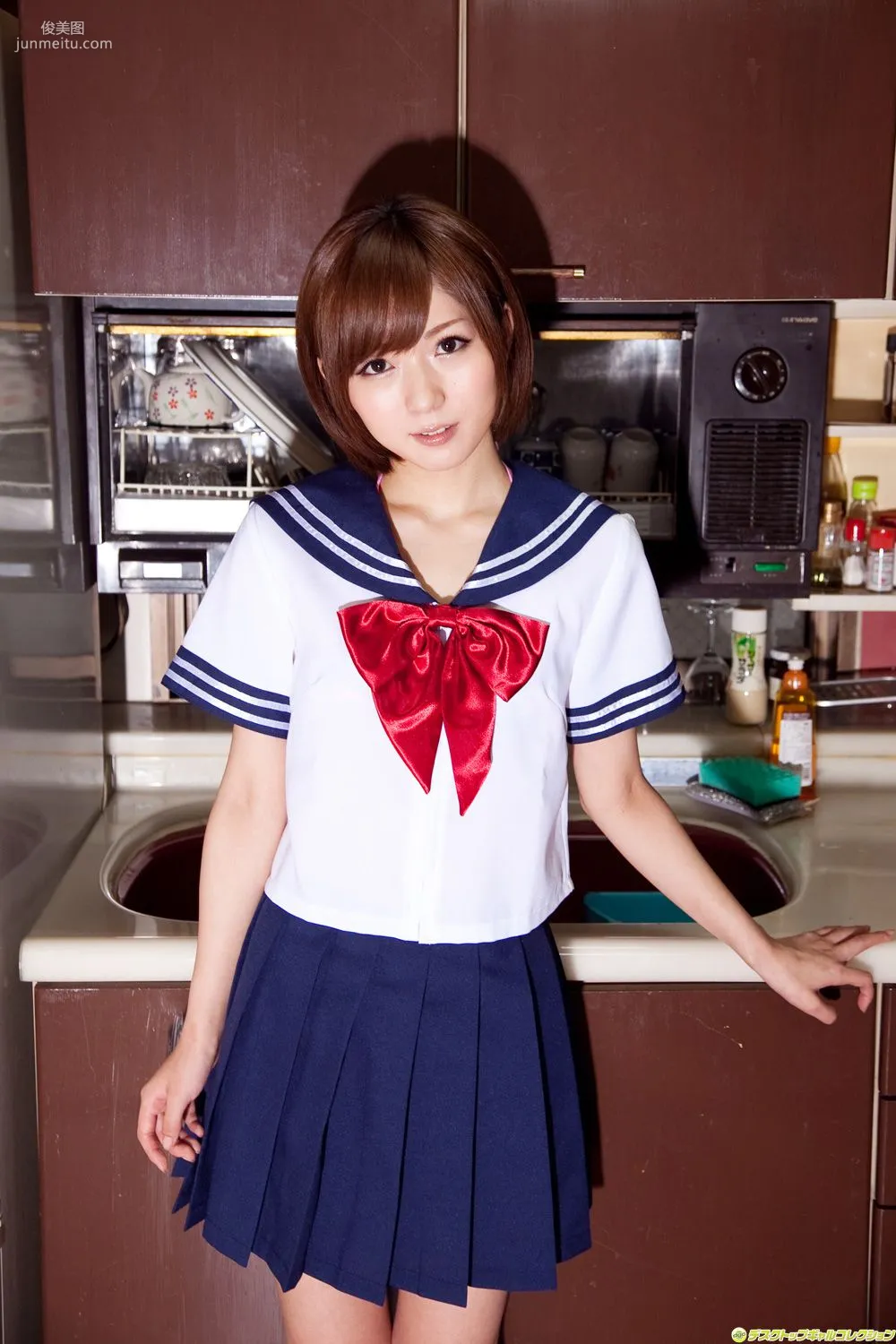 麻倉憂《NO.1癒し美女の妄想幼妻劇場》寫真集 [DGC] NO.1086 12
