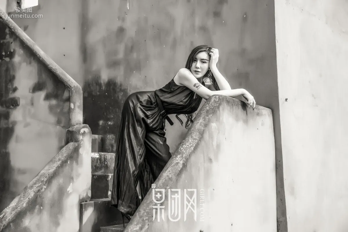Zhou Xiaowei Real! Big Bust! Bunny Girl Vacuum On [Girlt] No.019 Photo Set photo 32
