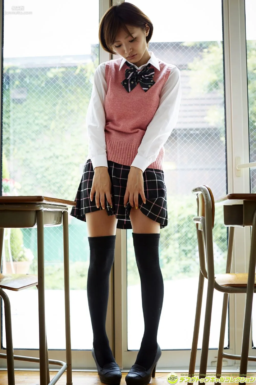 Chie Itoyama, Eyes Nailed to the Bouncy Swaying Plump Bust! Photo Set [DGC] NO.1212 photo 8