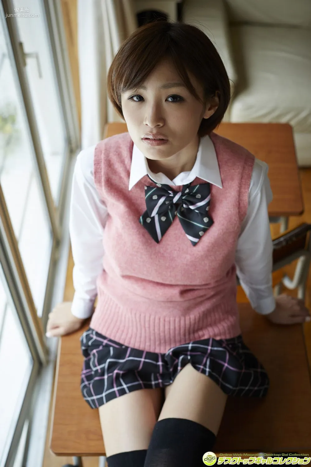 Chie Itoyama, Eyes Nailed to the Bouncy Swaying Plump Bust! Photo Set [DGC] NO.1212 photo 12