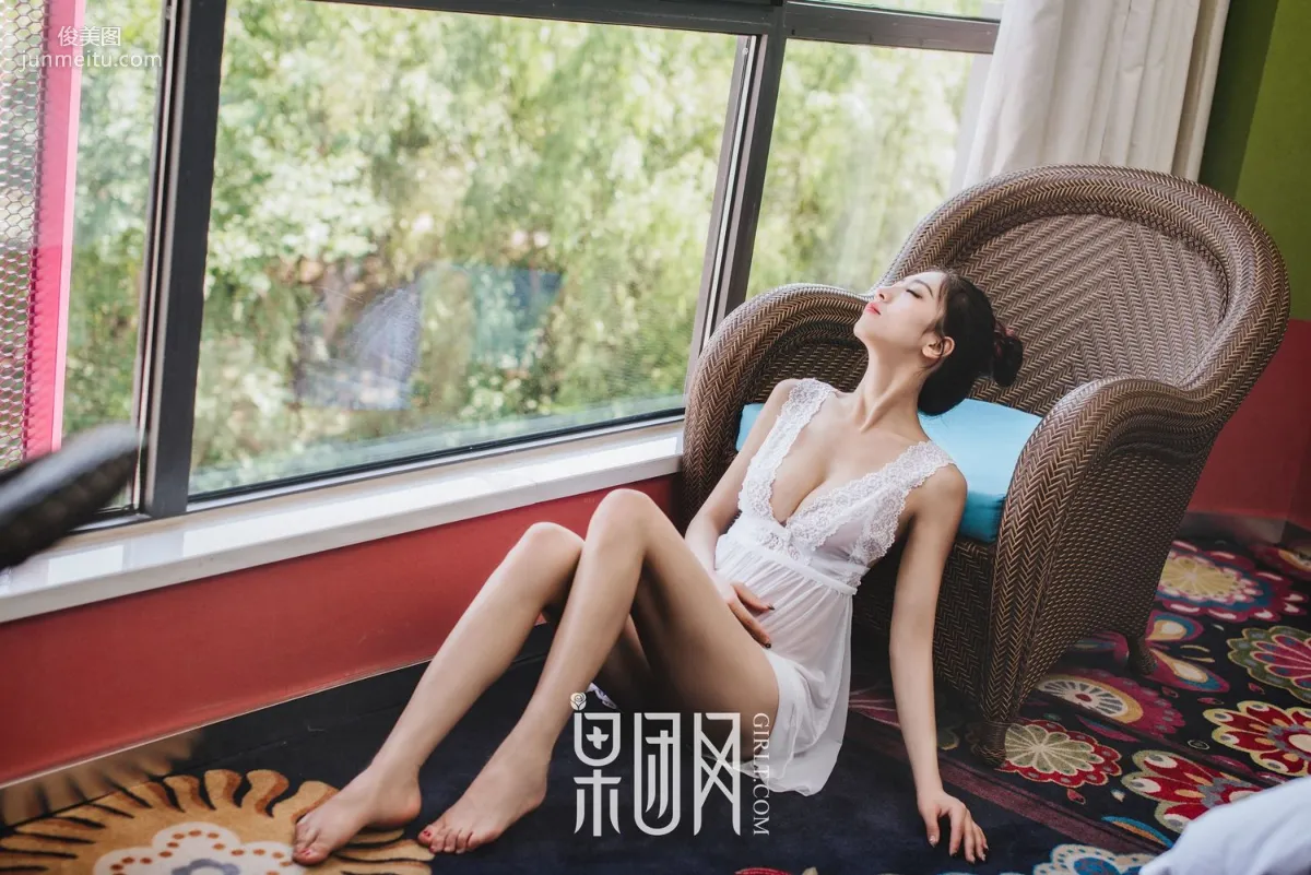 Tong Linger, Long-Legged Young Model with 34D Breasts [Girlt] No.040 Photo Set photo 12