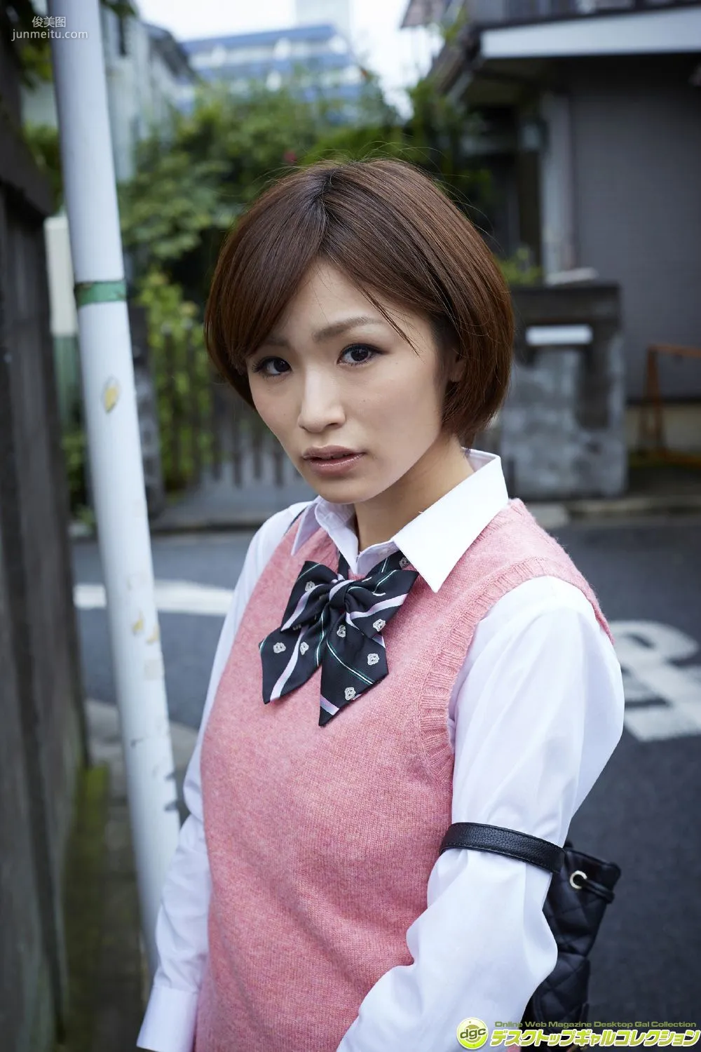 Chie Itoyama, Eyes Nailed to the Bouncy Swaying Plump Bust! Photo Set [DGC] NO.1212 photo 6