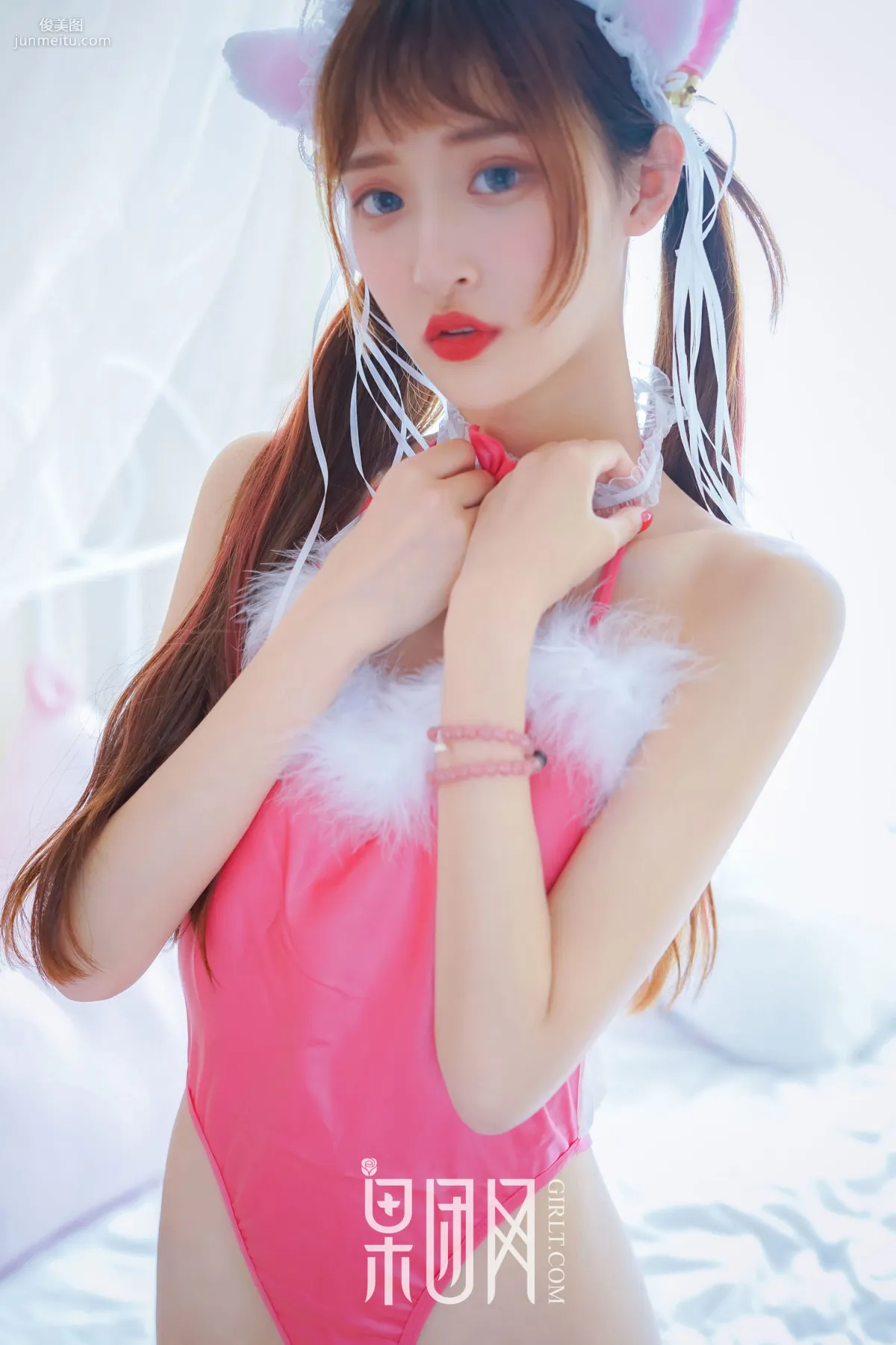 little Beike, Bare Fragrant Shoulders and Beautiful Back Playing Cosplay [Girlt] No.022 Photo Set photo 32