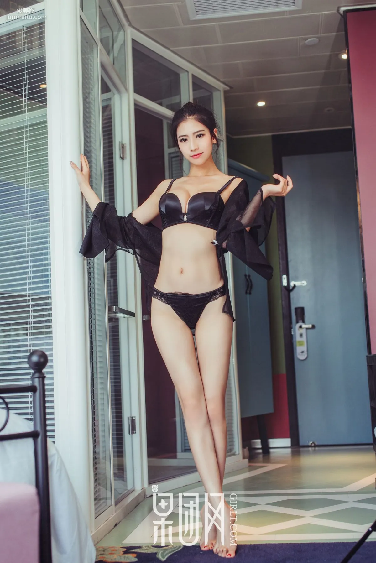 Tong Linger, Long-Legged Young Model with 34D Breasts [Girlt] No.040 Photo Set photo 53