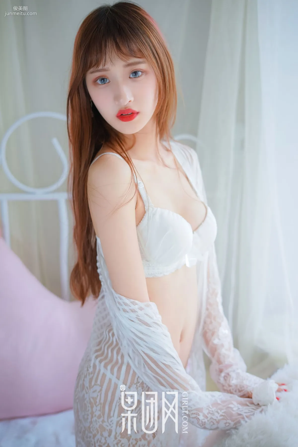 little Beike, Bare Fragrant Shoulders and Beautiful Back Playing Cosplay [Girlt] No.022 Photo Set photo 29