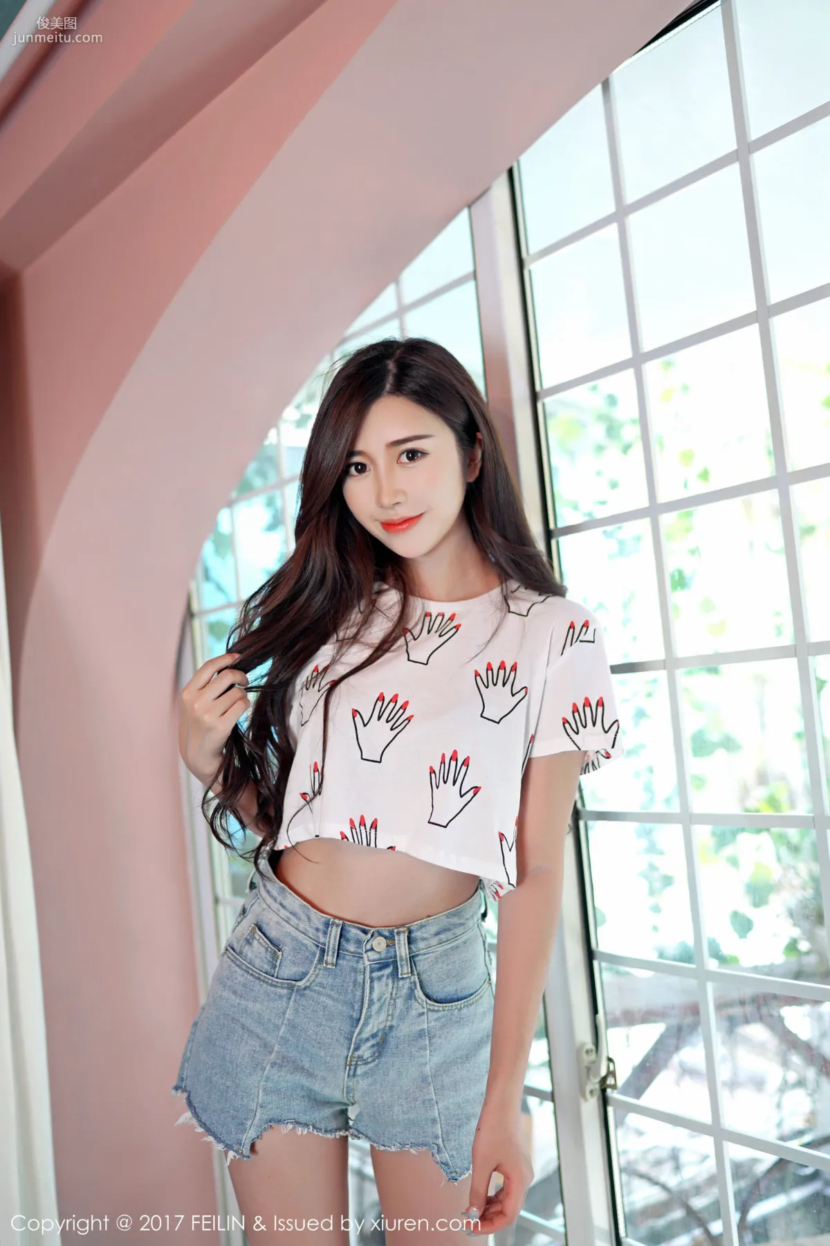 Fang Qiyan Ayaka《Pure as Ice and Jade, Fresh and Beautiful》 [FeiLin] VOL.074 Photo Set photo 14