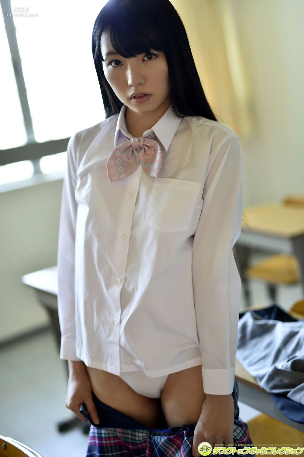白河優菜《ダンスで鍛えたカラダで大膽ポーズに挑戦!》寫真集 [DGC] NO.1215 36