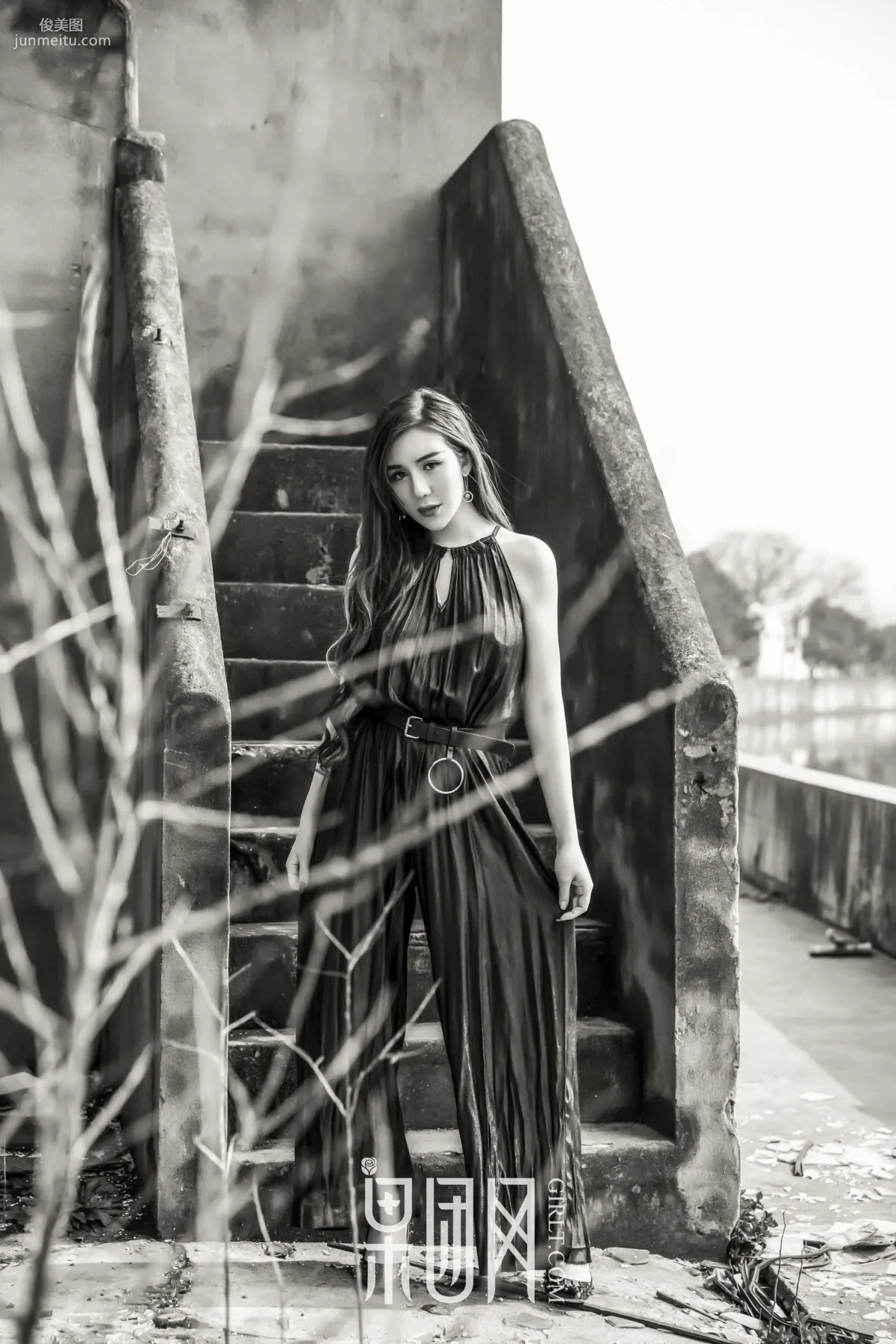 Zhou Xiaowei Real! Big Bust! Bunny Girl Vacuum On [Girlt] No.019 Photo Set photo 35