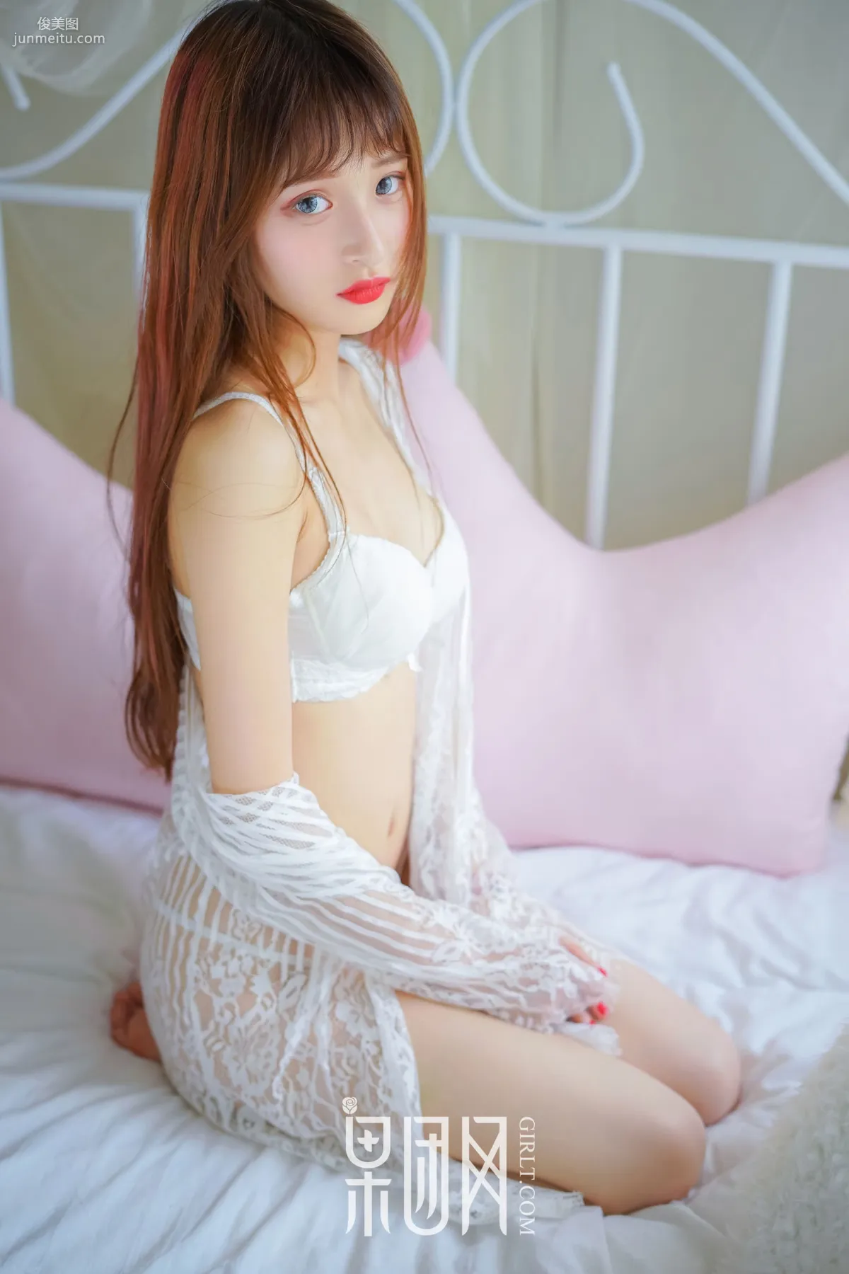 little Beike, Bare Fragrant Shoulders and Beautiful Back Playing Cosplay [Girlt] No.022 Photo Set photo 24