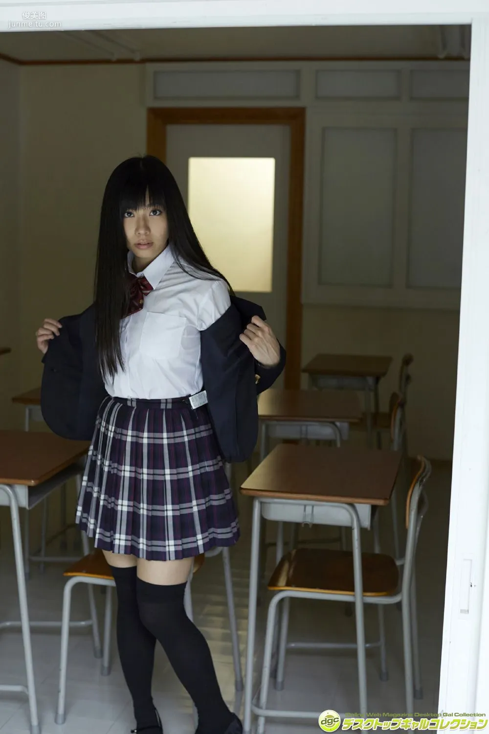 Mikuru Uchino, Neat-Type Beautiful Girl with Fleshy Glamorous Body! Photo Set [DGC] NO.1217 photo 35