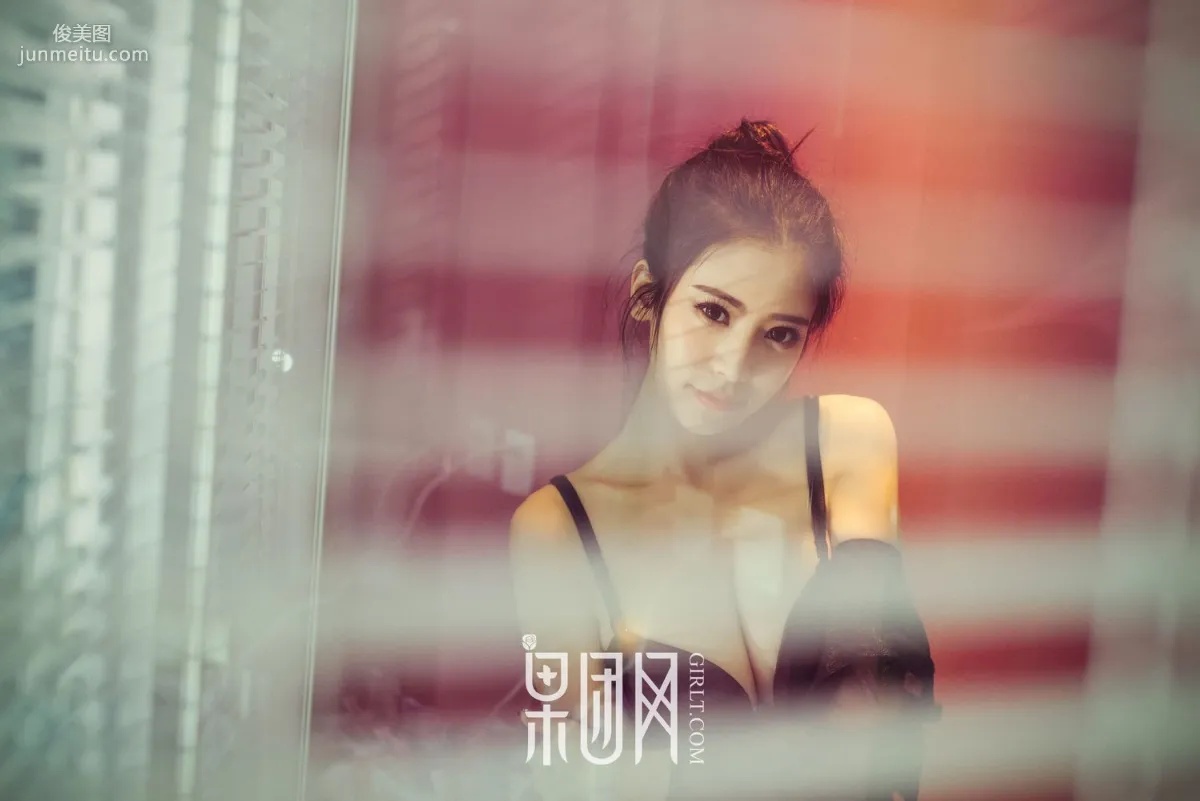 Tong Linger, Long-Legged Young Model with 34D Breasts [Girlt] No.040 Photo Set photo 42