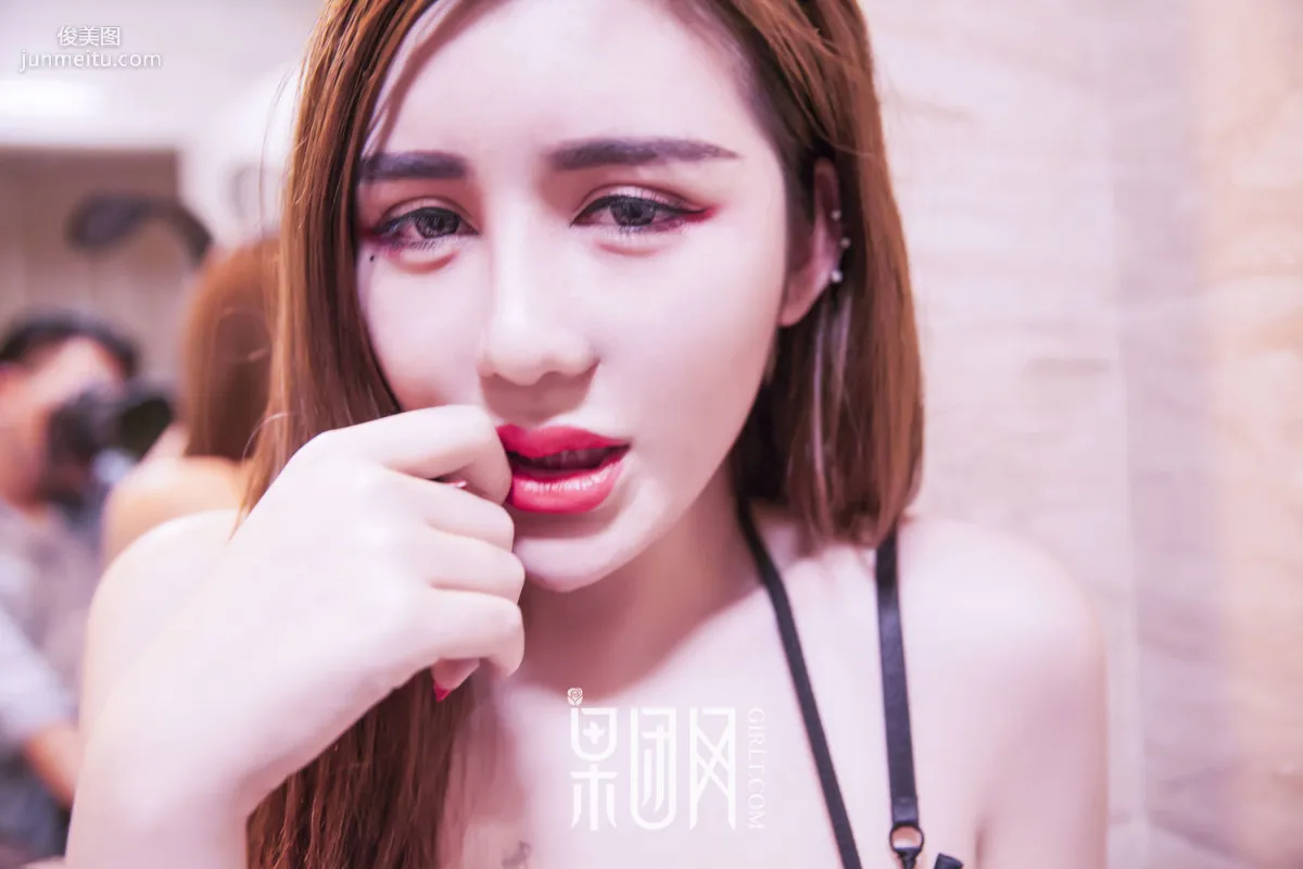 Zhou Xiaowei Real! Big Bust! Bunny Girl Vacuum On [Girlt] No.019 Photo Set photo 29