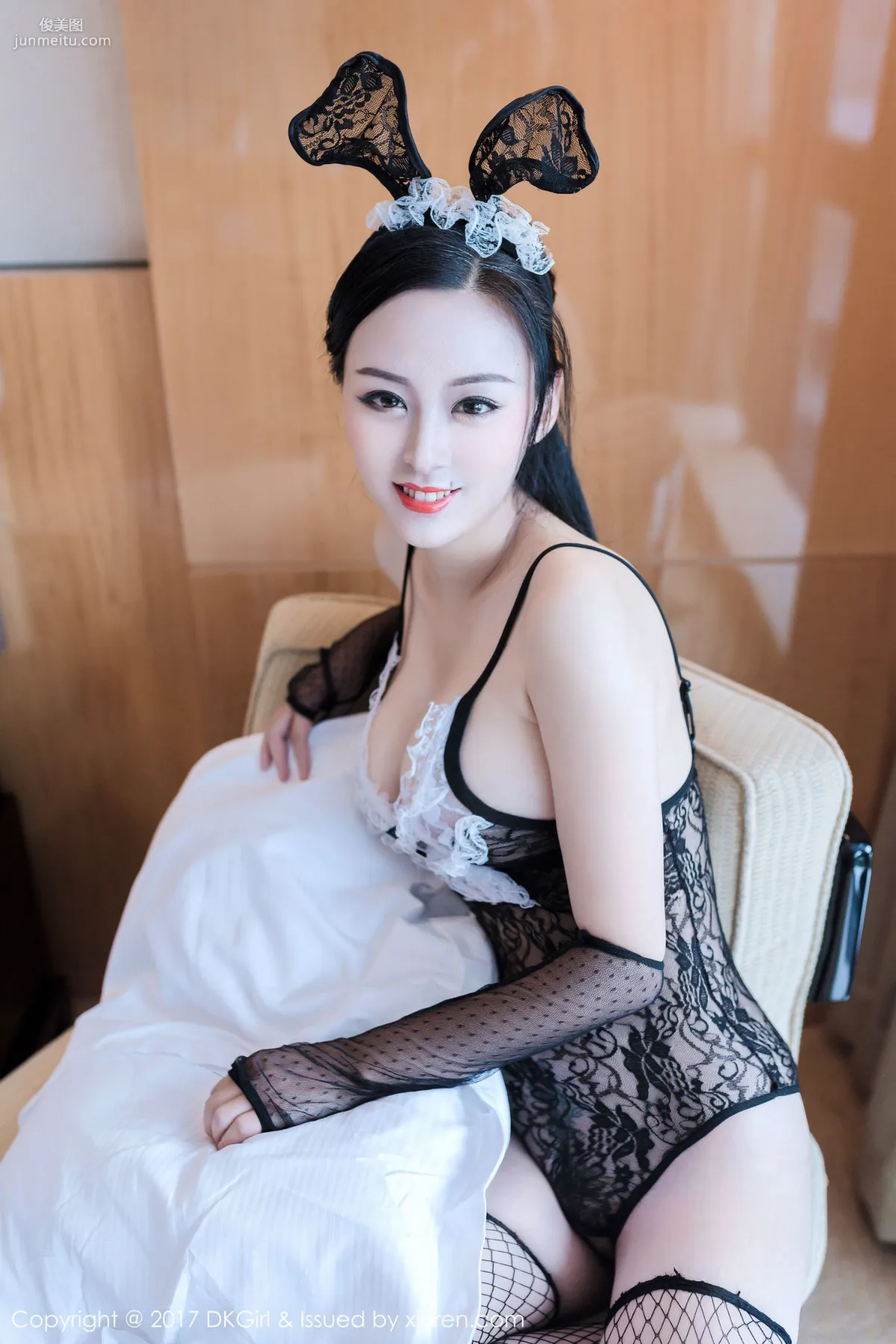 Model Hong Yan, High Looks Big Breasts and Full Curves [DKGirl] VOL.035 Photo Set photo 11