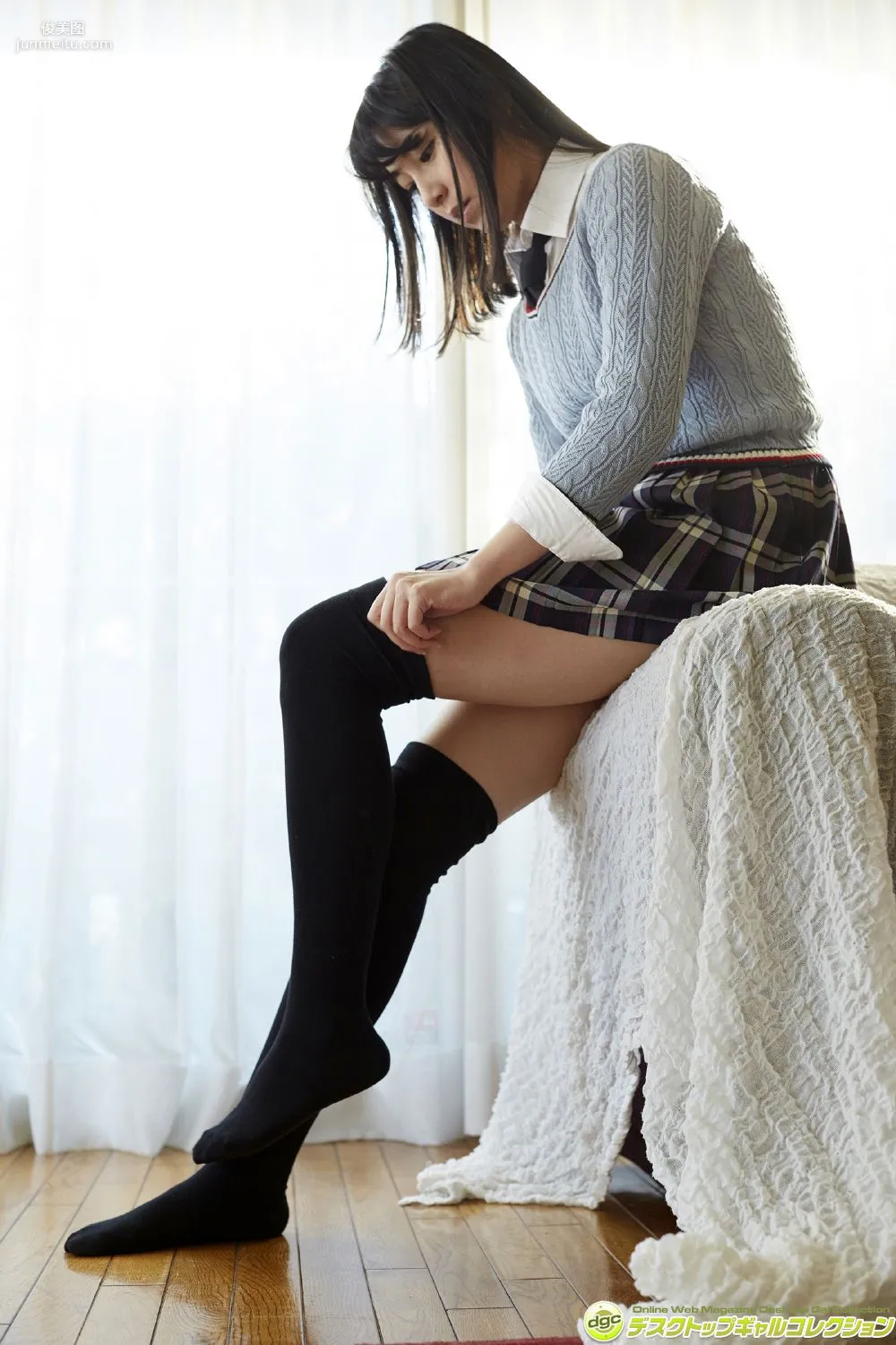 Yuri Kijima, Captivating with a Plump Body That Bursts Out of Her Uniform! Photo Set [DGC] NO.1244 photo 30