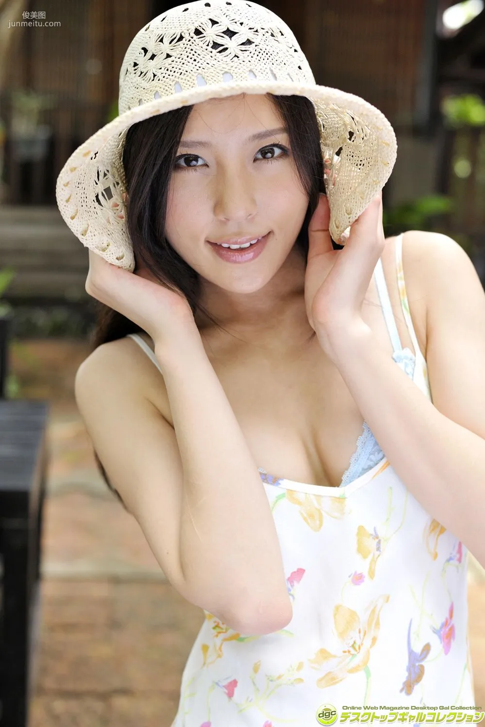 桜木凜《誰もが心奪われるエキゾチックなお姉さん！》寫真集 [DGC] NO.1237 5