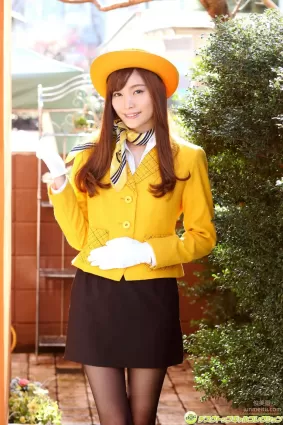 橋本真帆《スレンダーボディに透き通るような白い肌!》寫真集 [DGC] NO.1252