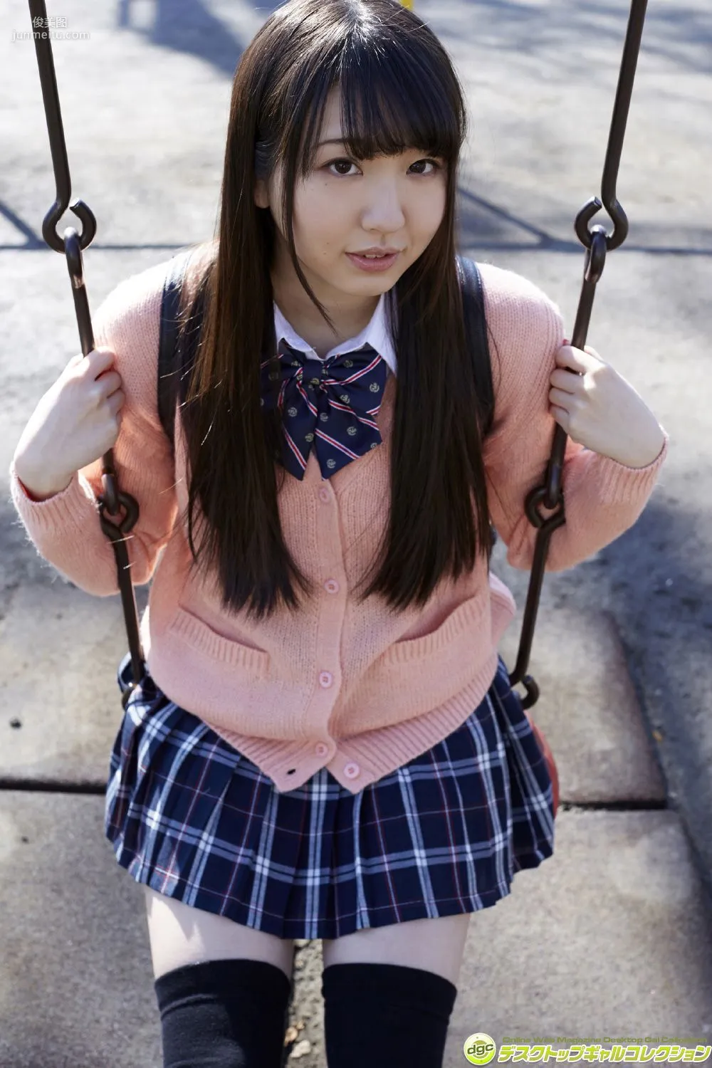 椎名香奈江《88cmのFカップと大きなヒップの豊満娘》写真集 [DGC] NO.1256 1