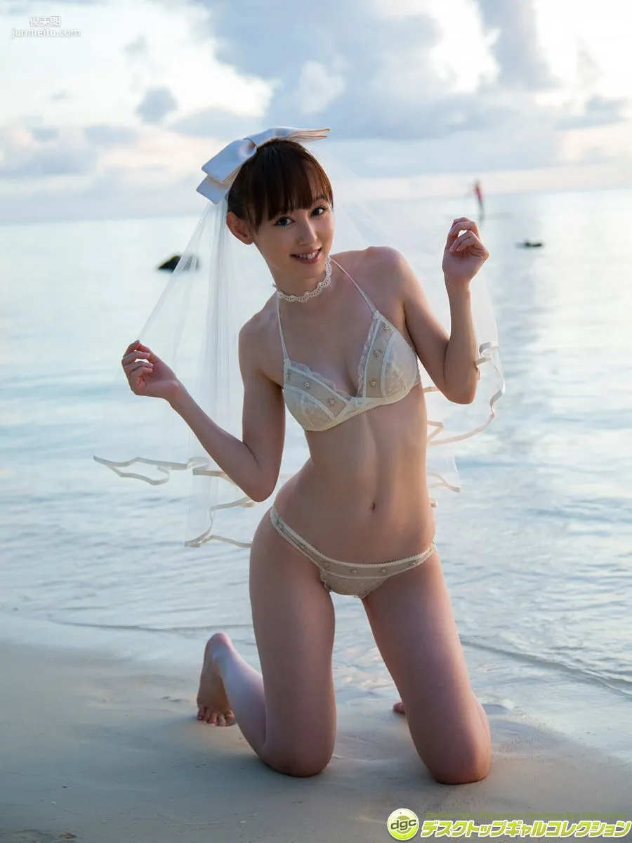 Rina Akiyama《The Strongest Beautiful Butt in the Gravure World 'Oshirina!'》Photo Set [DGC] NO.1286 photo 74