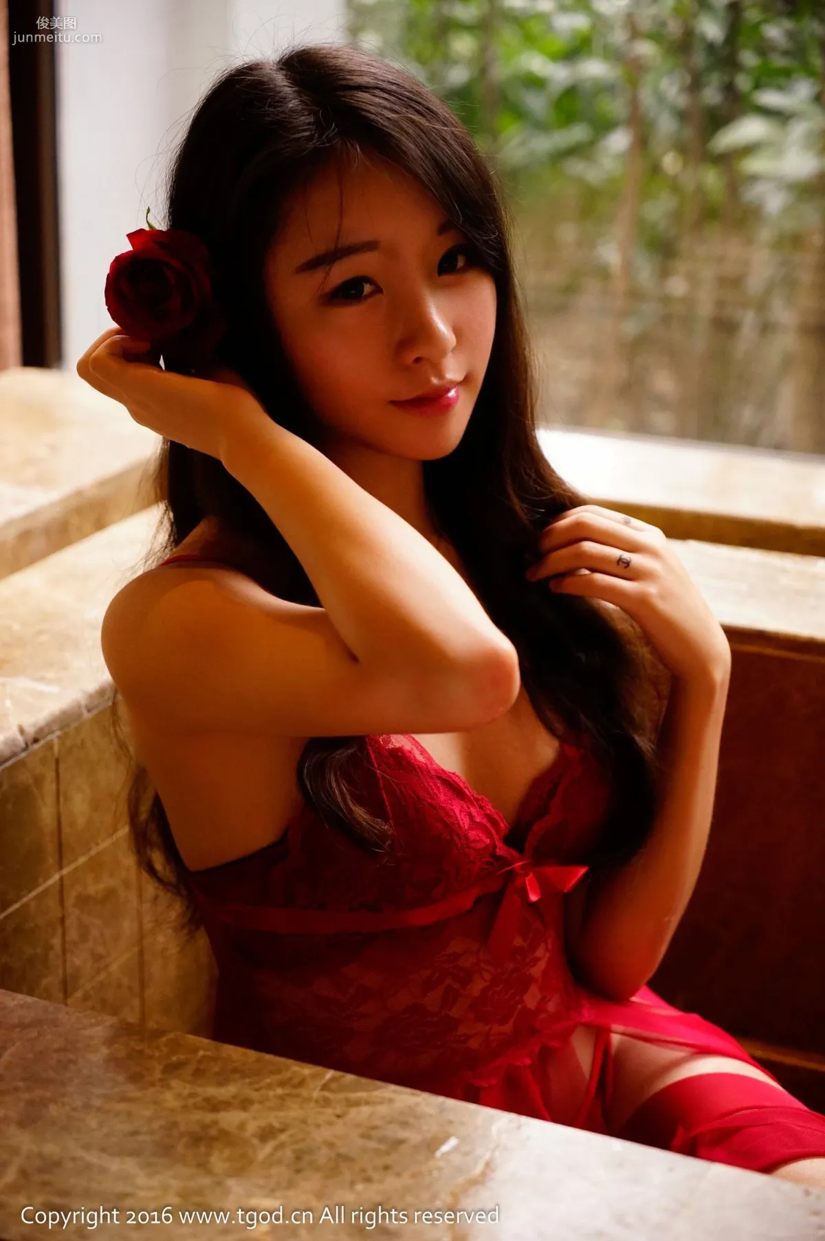 Zixuan Crystal, Pure and Hot Good Girl [TGOD] Photo Set photo 46