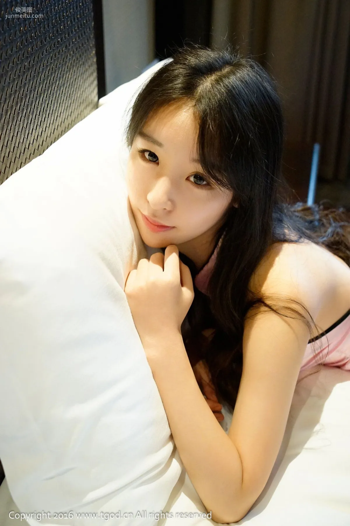 Zixuan Crystal, Pure and Hot Good Girl [TGOD] Photo Set photo 26