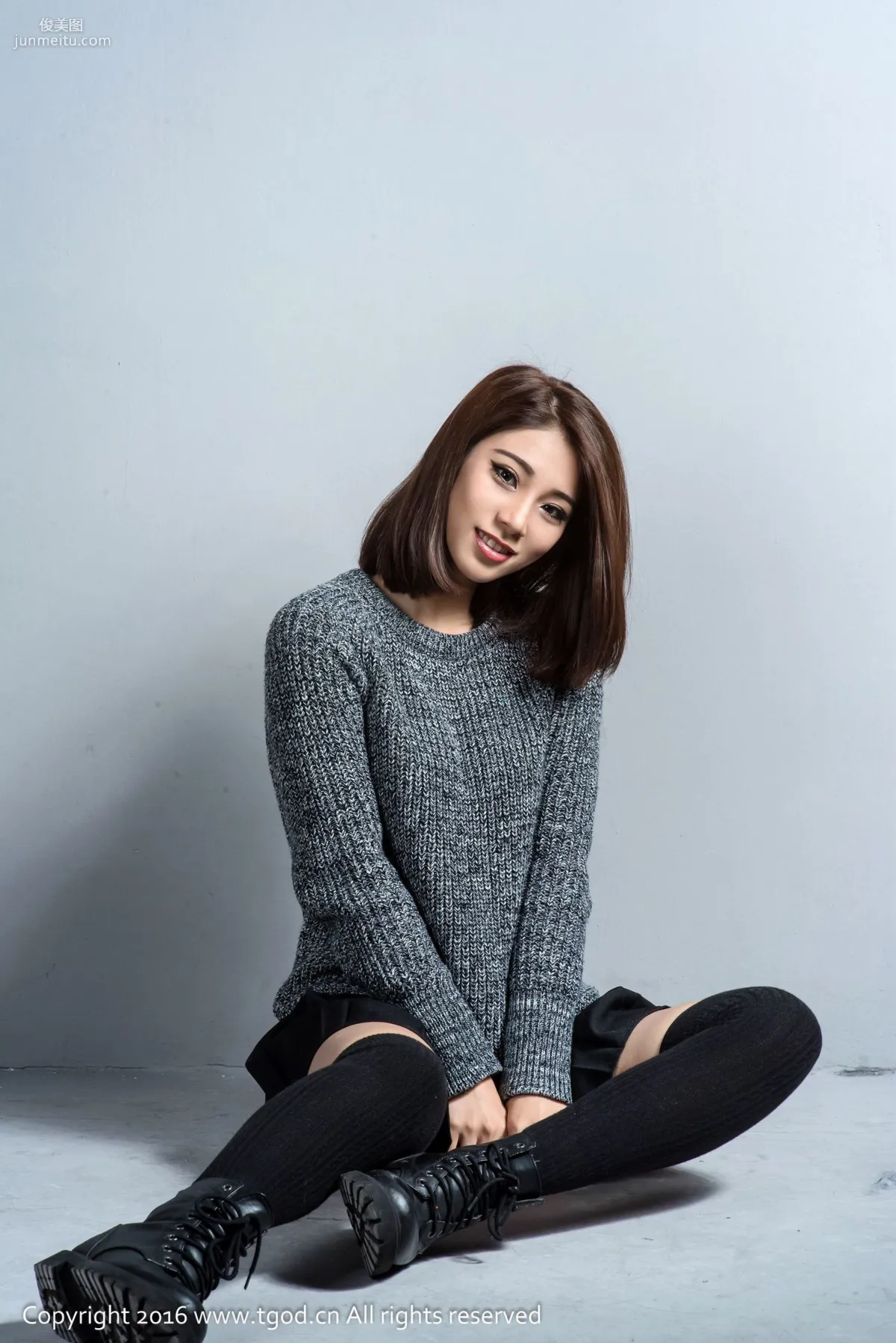 Lee Xiaotang, Girl Obsessed with Tattoos, Primitive Wildness [TGOD] Photo Set photo 42