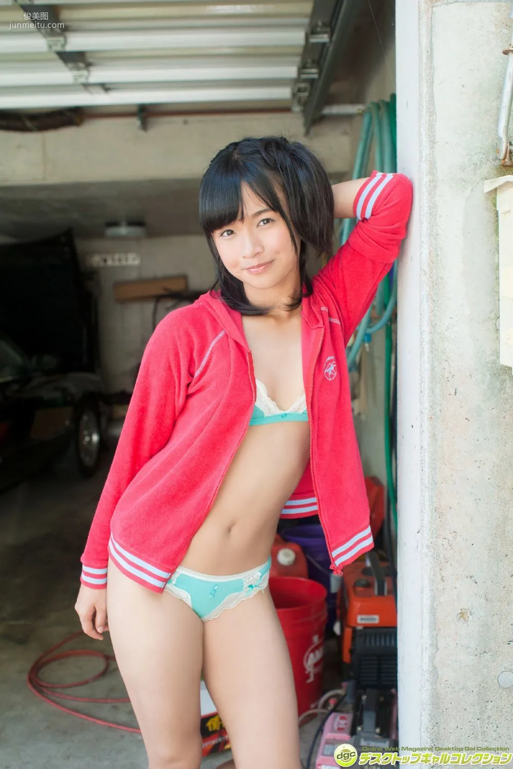百川晴香《ウルトラマンXのルイ役で大ブレイク！》写真集 [DGC] NO.1283 15